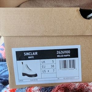 DR MARTENS SINCLAIRS